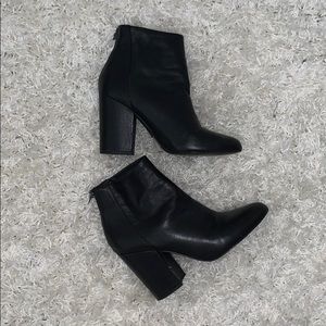 Steve Madden star leather ankle booties!